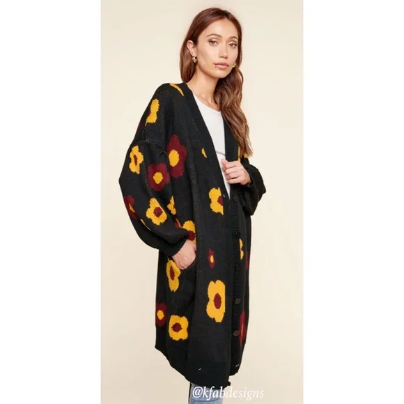 LAST ONE! Very Oversized Balloon Sleeve Floral Button Front Sweater Cardigan - Picture 5 of 6